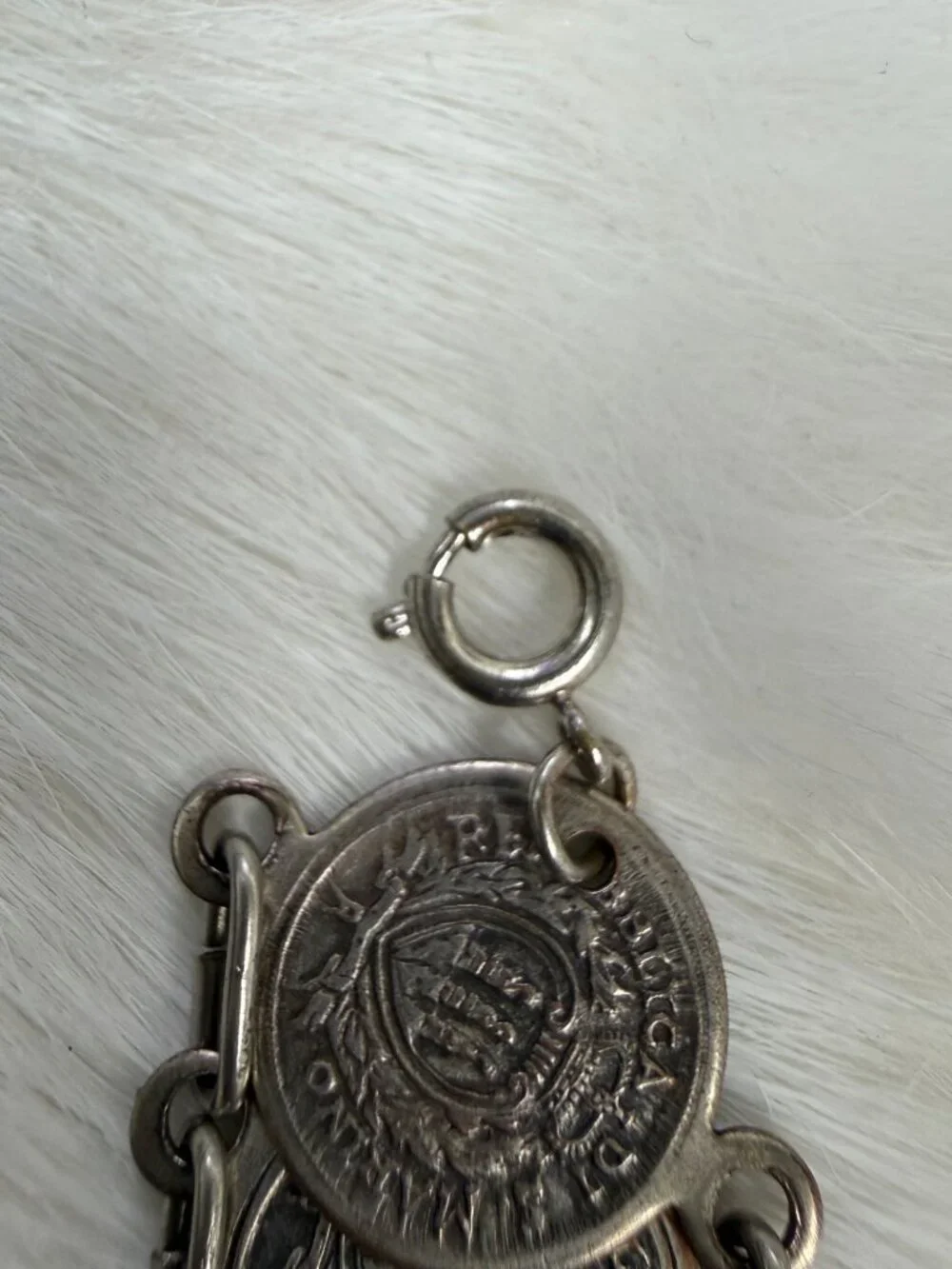 Vintage Republic San Marino Coin Link Bracelet Silver Tone Souvenir 8-9